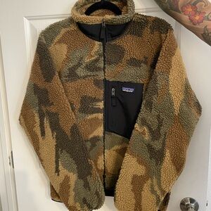 Patagonia Men’s Retro-X Fleece Jacket  Camo